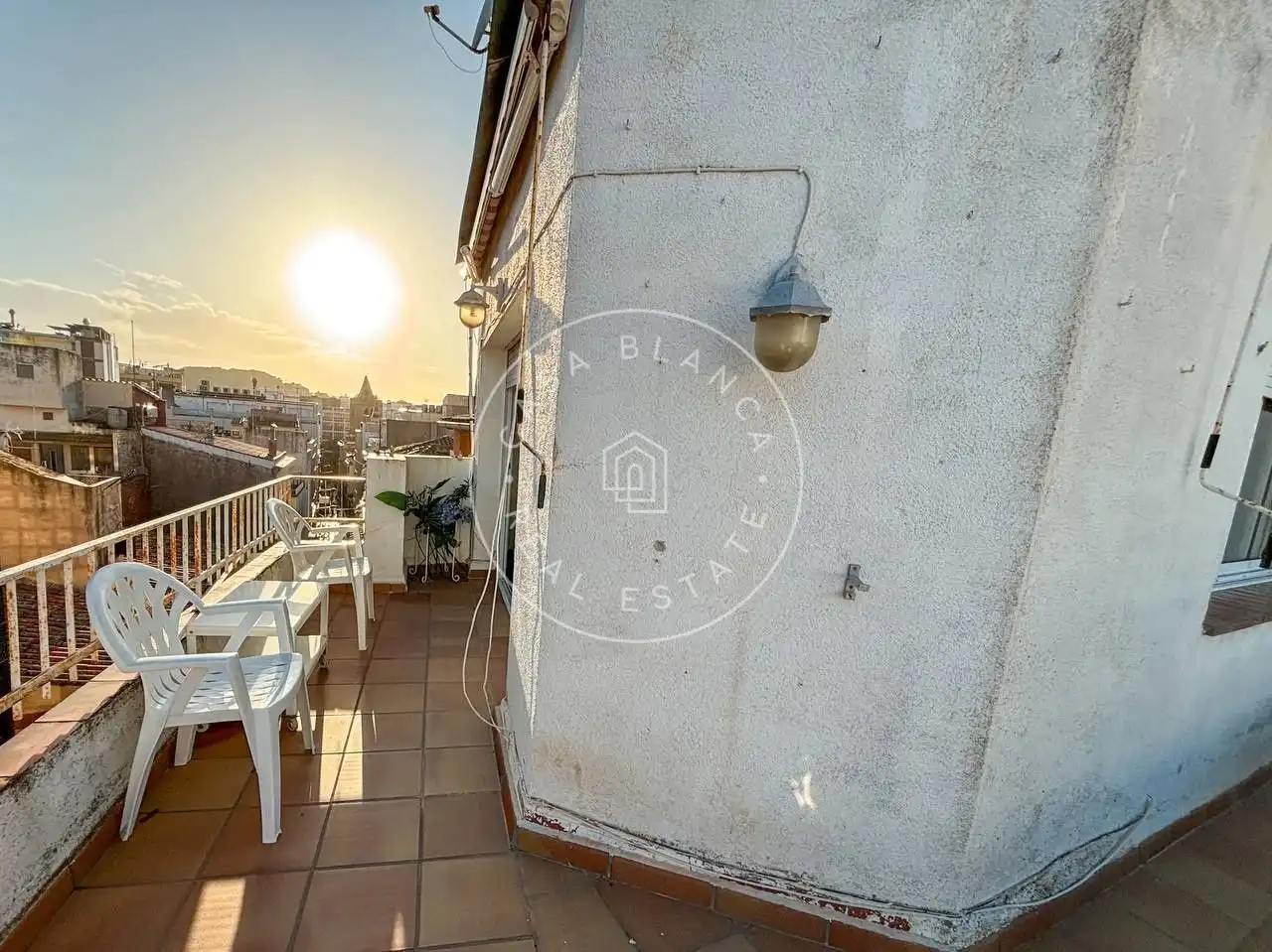 Außenansicht von Maisonette zum Verkauf in Lloret de Mar mit Klimaanlage, Heizung und Abstellraum