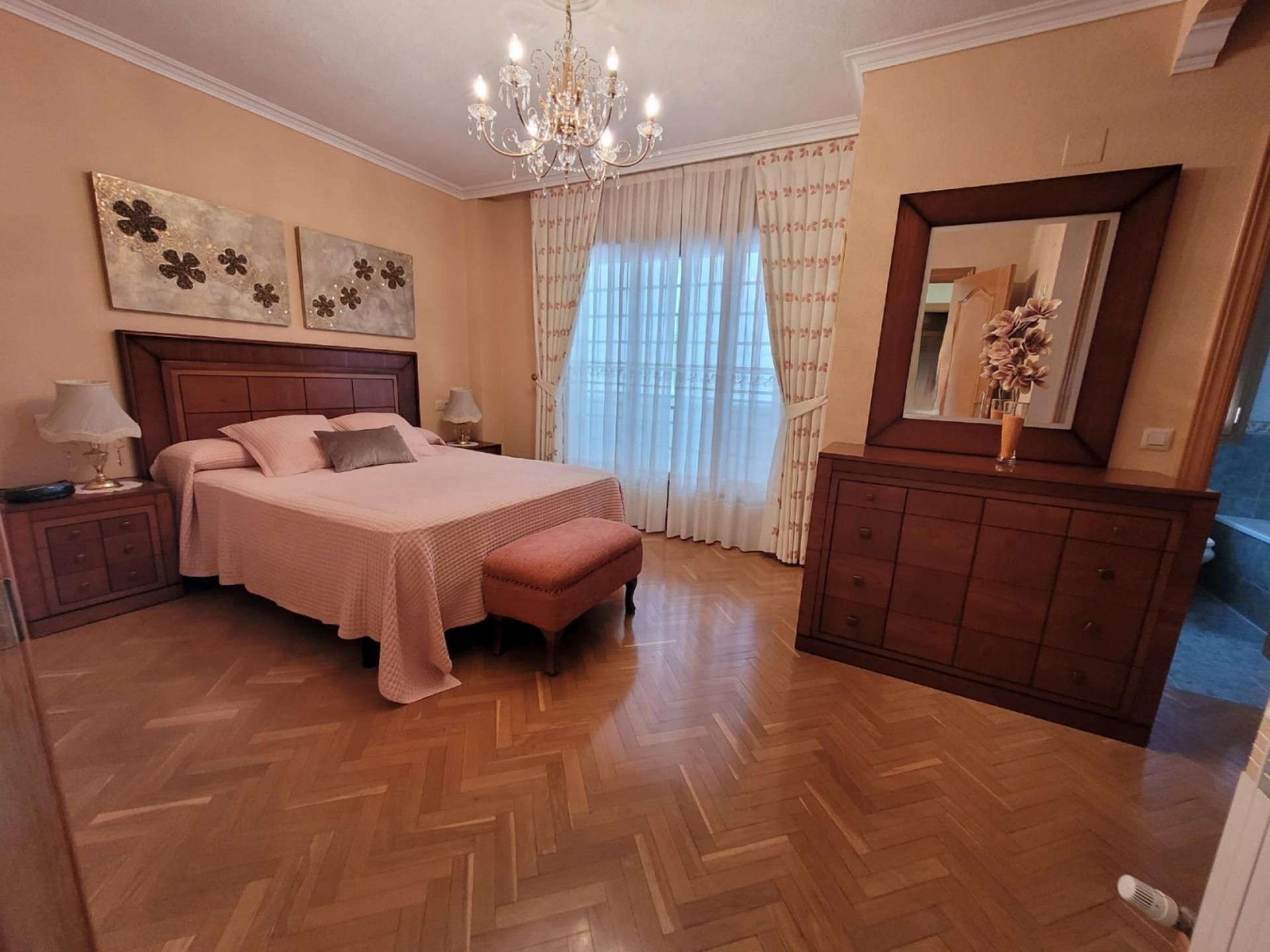 Bedroom of Single-family semi-detached for sale in Salamanca Capital  with Heating, Terrace and Storage room