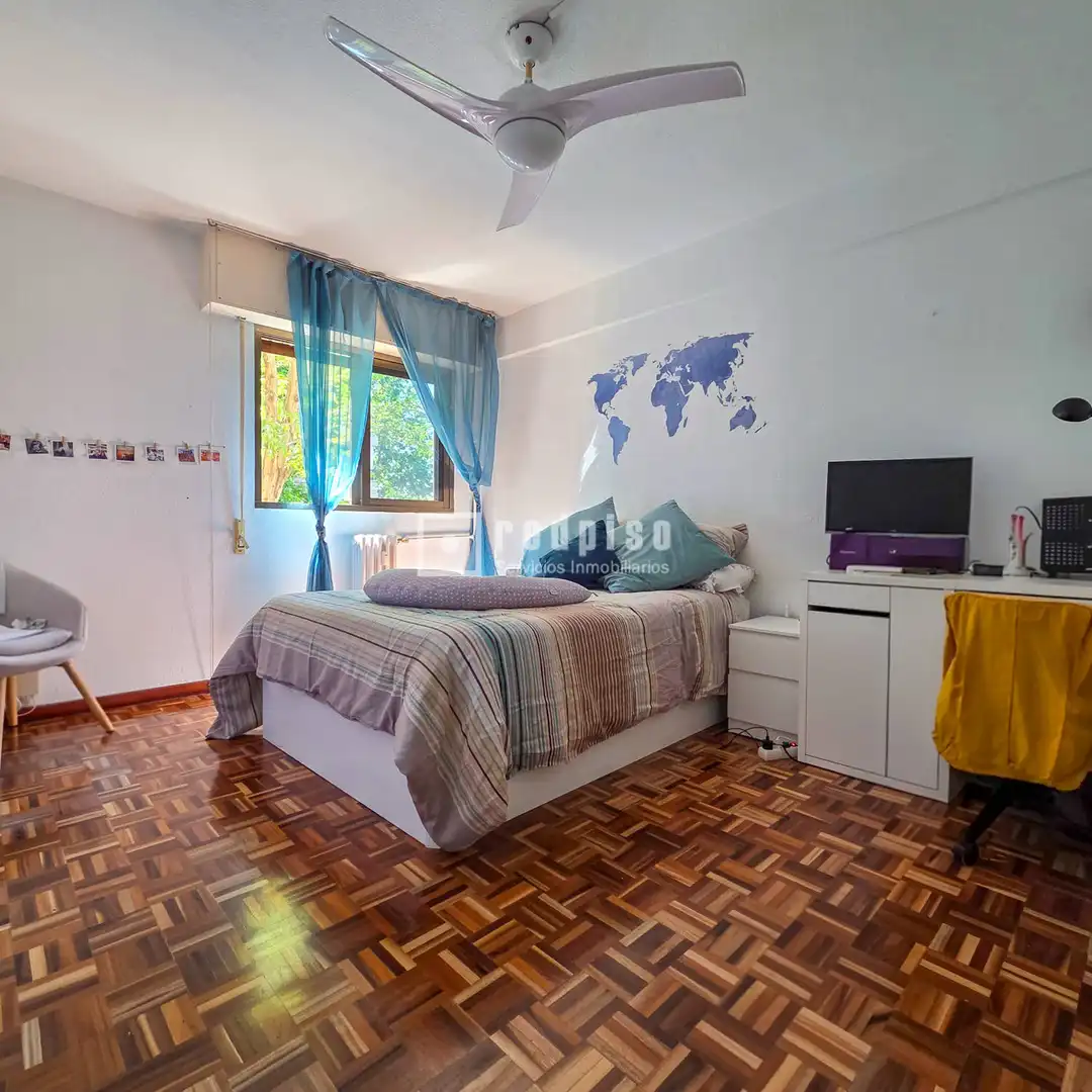 Habitación de Piso en venta en Madrid con Aire acondicionado, Calefacción y Jardín privado