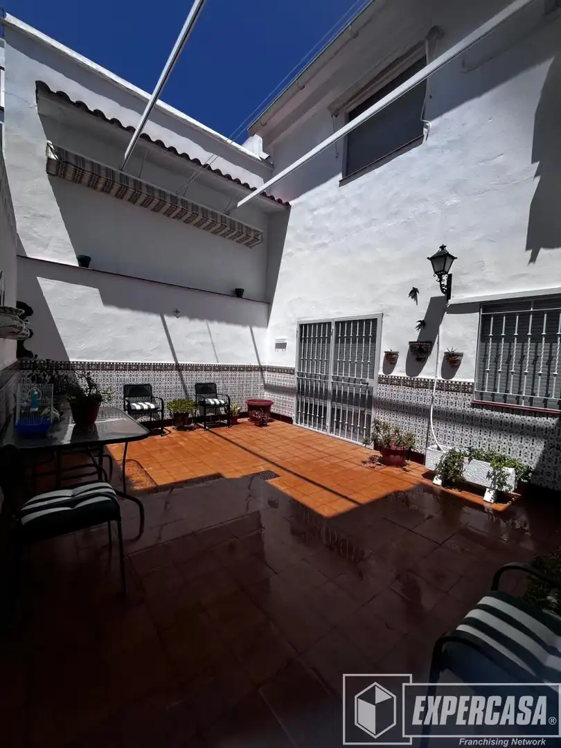 Terrassa de Casa adosada de lloguer en Benaguasil amb Aire condicionat, Terrassa i Moblat