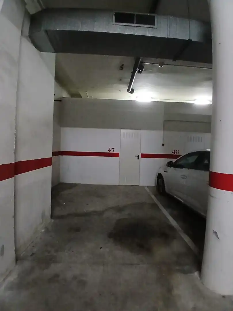 Einzelparkplatz zur Miete in Avenida Avinguda Camp d'Esports, imagen 2