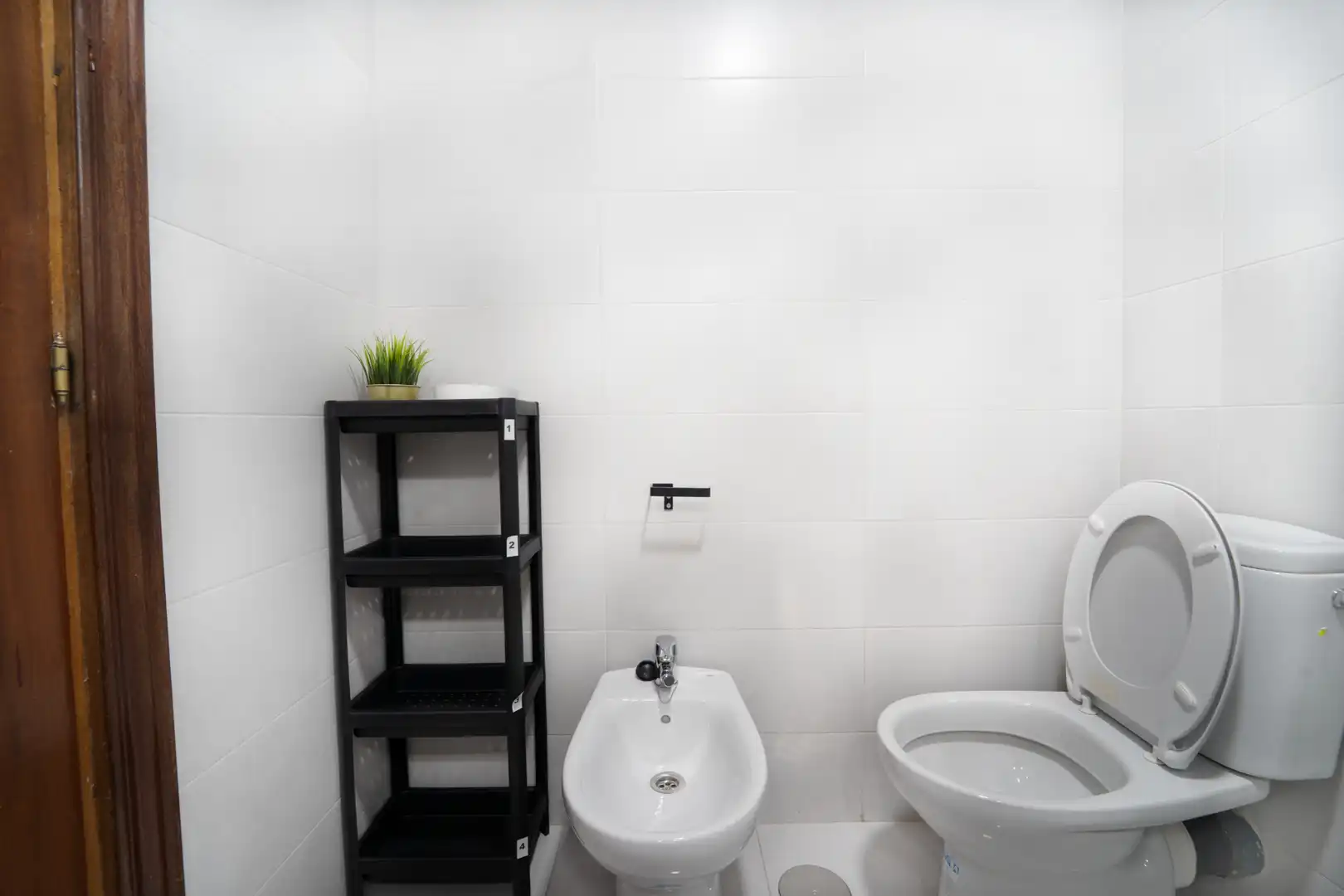 Room in Avenida del Cardenal Herrera Oria, 248, Peñagrande