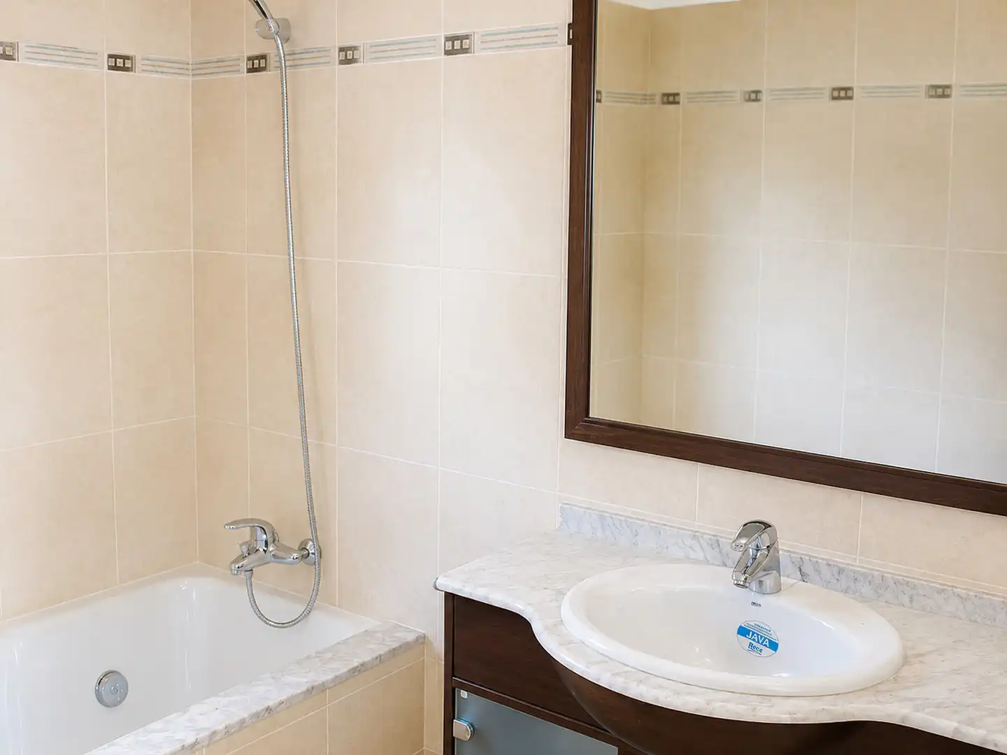 Baño de Piso de alquiler en Vinaròs con Aire acondicionado, Calefacción y Terraza