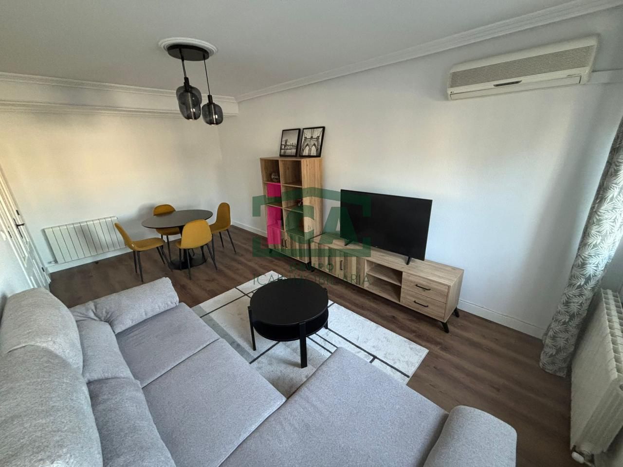 Sala d'estar de Apartament en venda en Cáceres Capital amb Aire condicionat i Calefacció