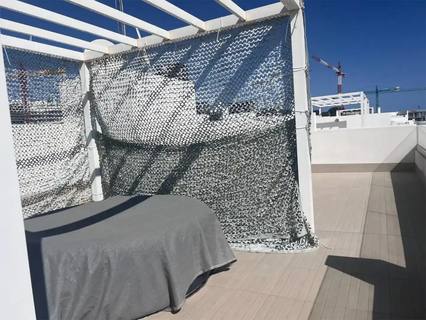 Terrasse von Wohnung zur Miete in Estepona mit Klimaanlage, Möbliert und Ofen