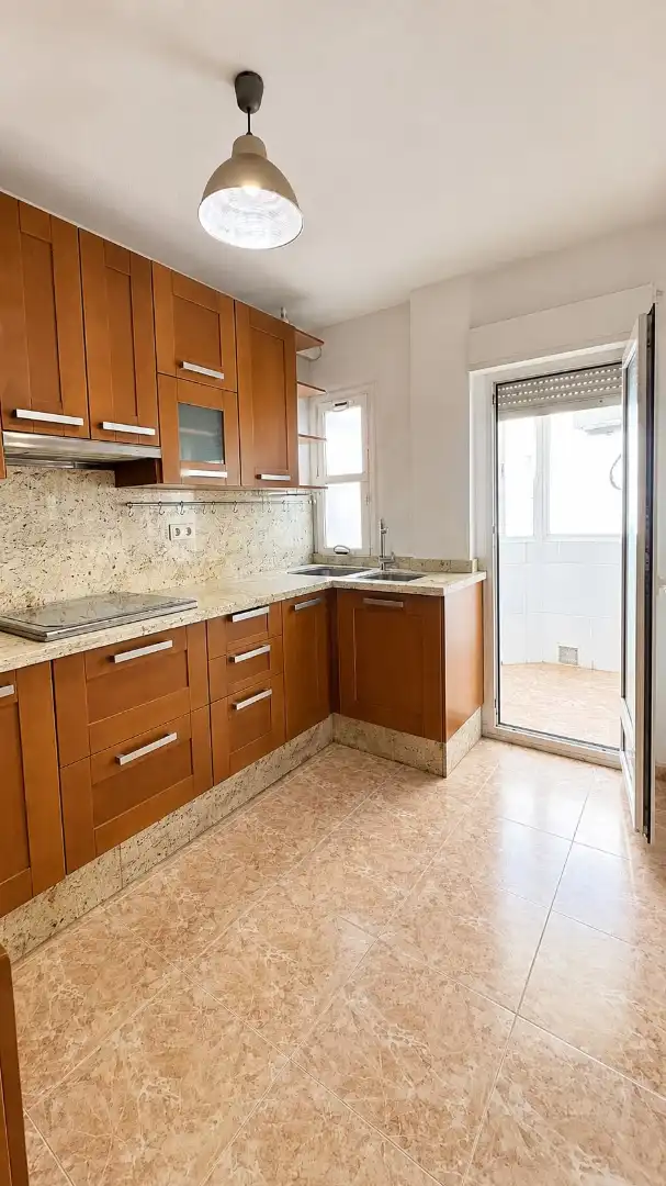 Cocina de Ático en venta en Almería con Aire acondicionado, Terraza y Trastero