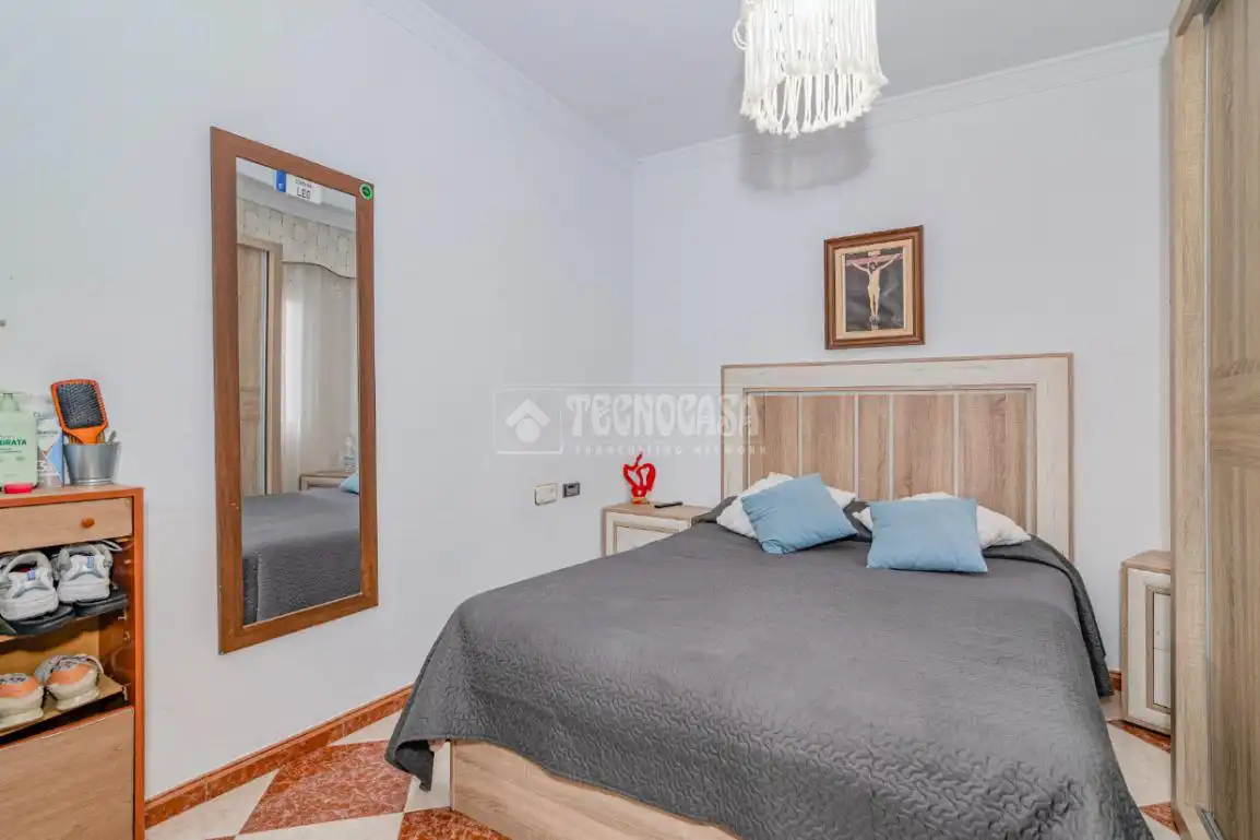 Habitación de Piso en venta en Lucena con Aire acondicionado, Amueblado y Balcón