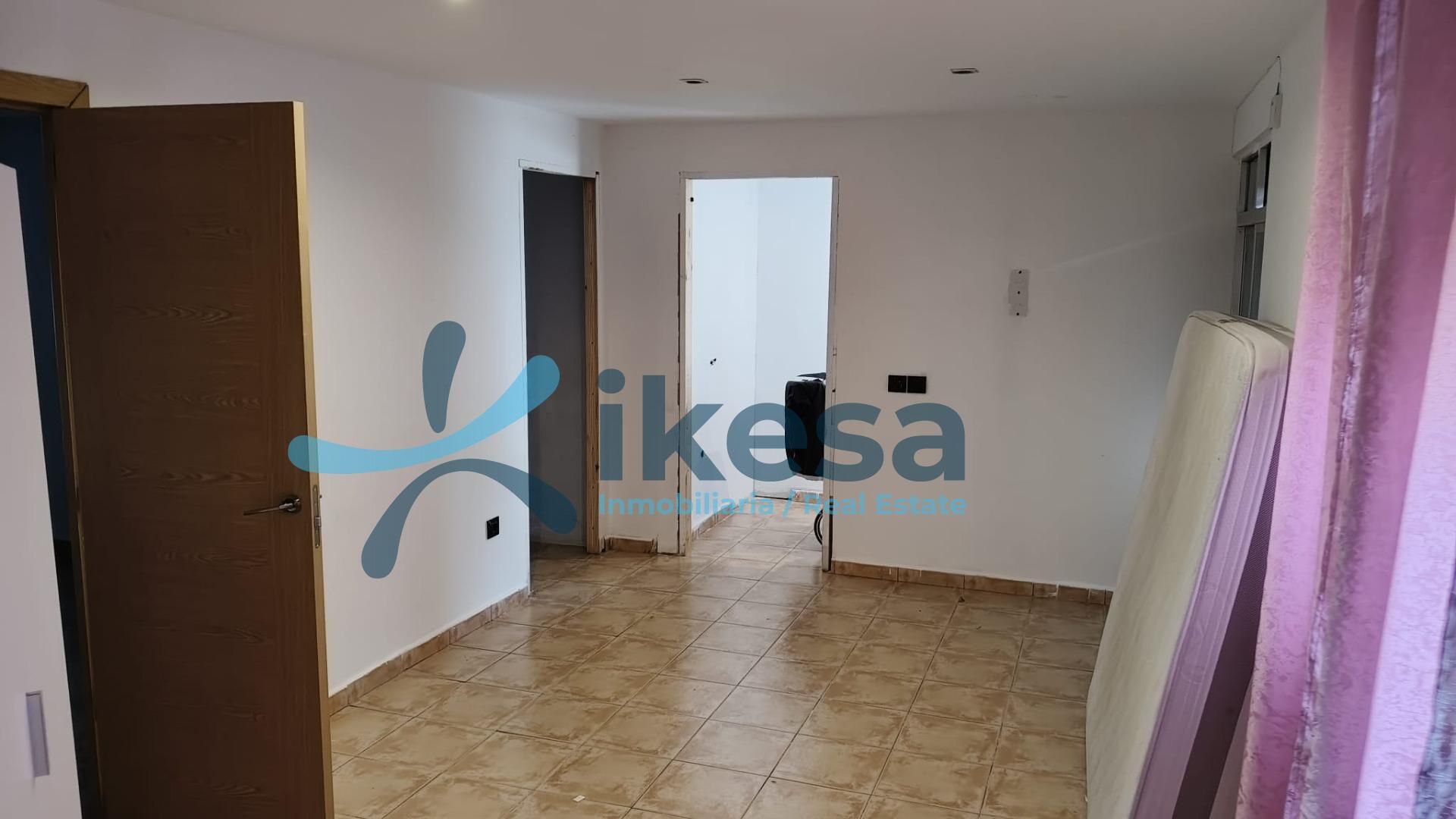Single-family semi-detached for sale in Badajoz Capital