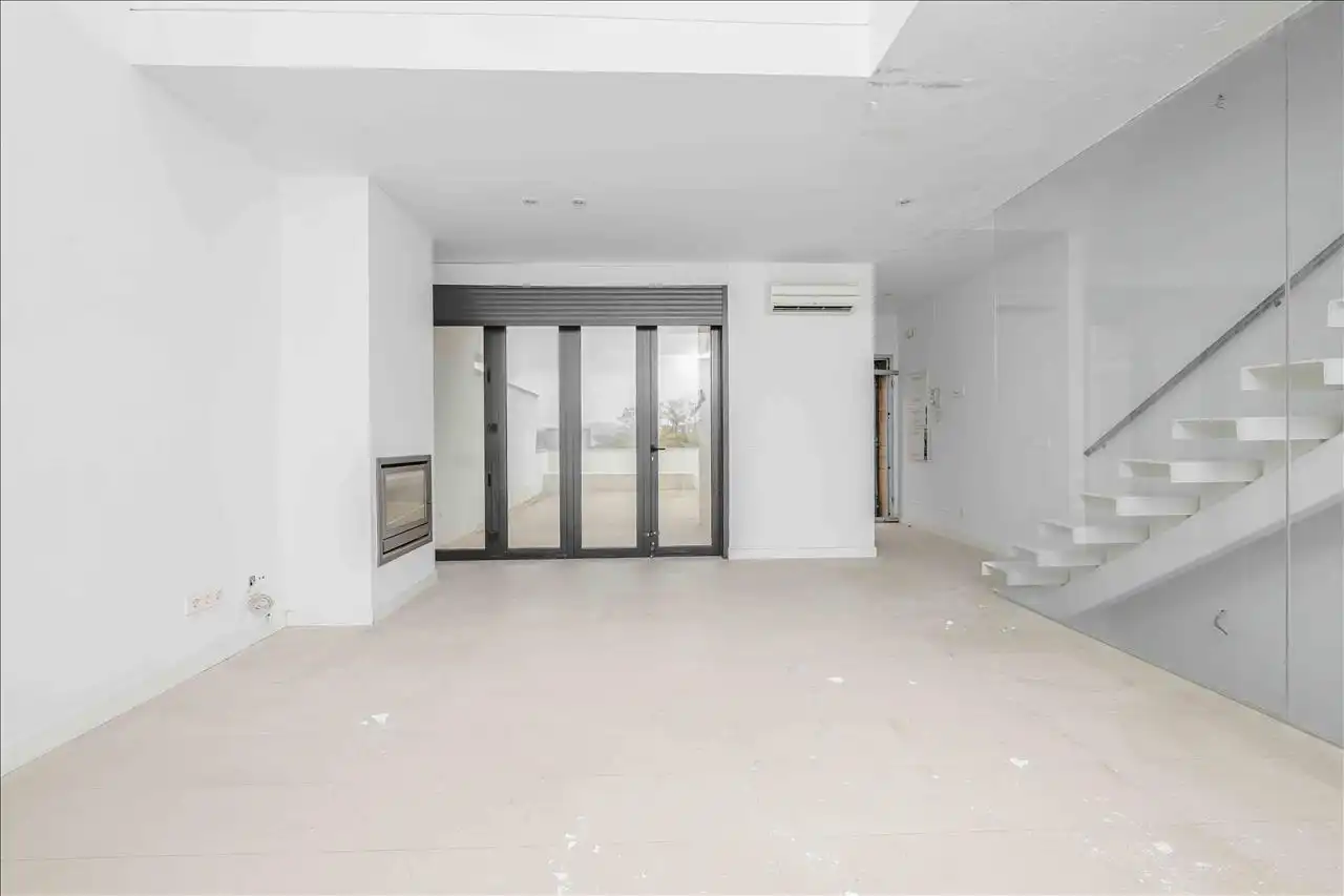 Casa adosada en venta en Sotogrande con Terraza, Trastero y Piscina