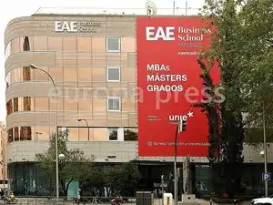 Exterior view of Apartments for rent in Madrid  with Air Conditioner, Heating and Private garden