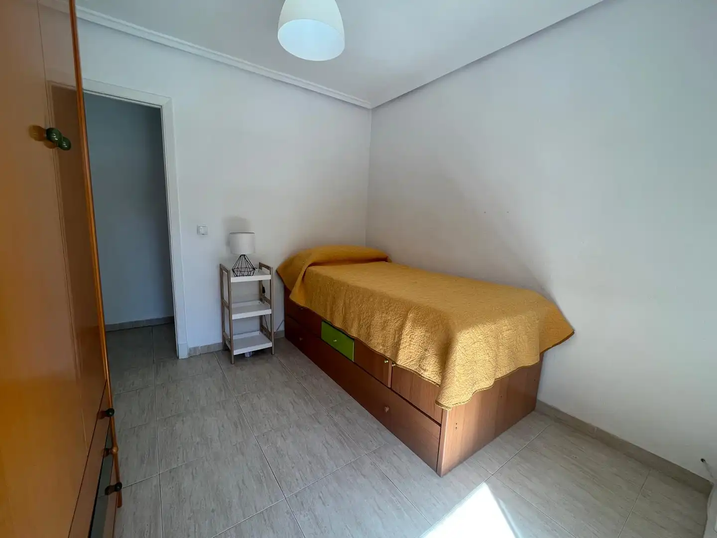 Bedroom of Flat for rent in Cartagena  with Air Conditioner, Furnished and Balcony