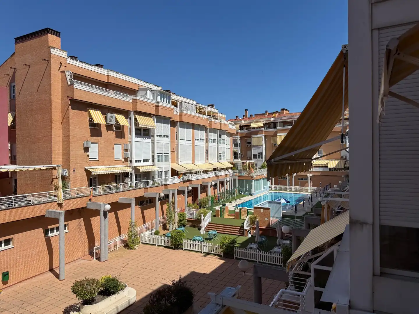 Exterior view of Flat for sale in Getafe  with Private garden, Parquet flooring and Terrace