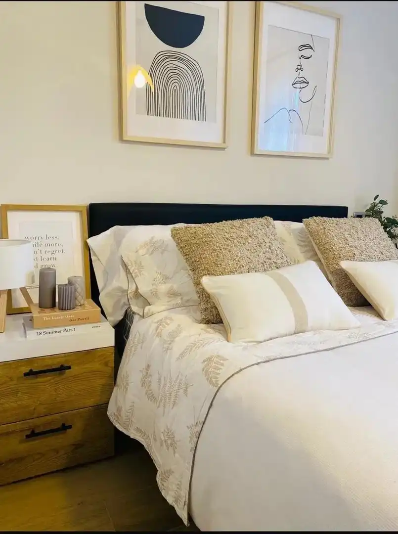 Schlafzimmer von Wohnung zum Verkauf in Chiva mit Klimaanlage, Terrasse und Balkon