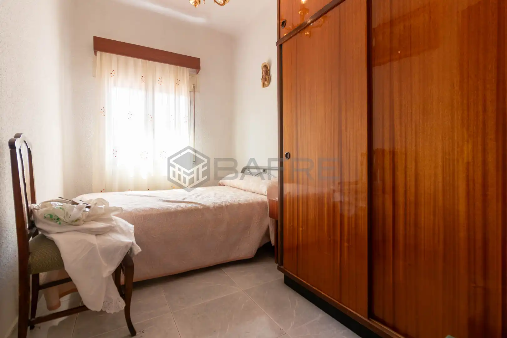 Habitación de Piso en venta en Madrid con Aire acondicionado y Calefacción