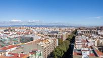 Vista exterior de Àtic en venda en  Valencia Capital amb Aire condicionat, Calefacció i Parquet