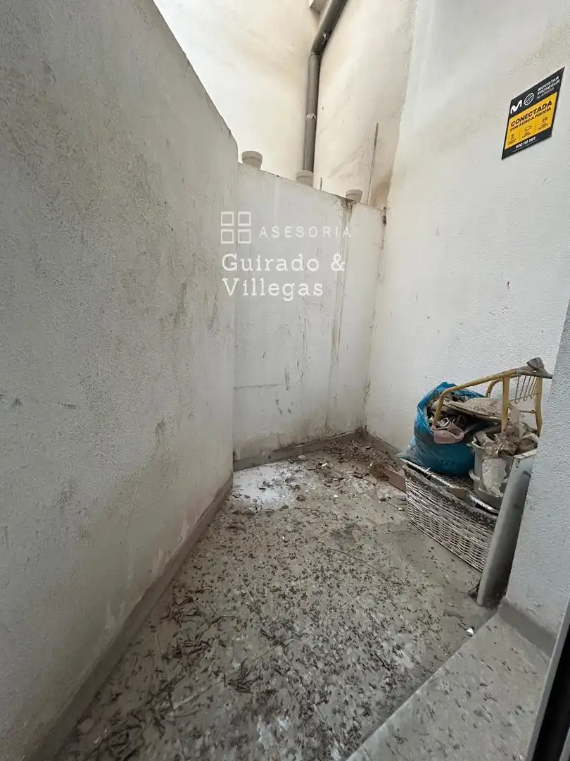 Dúplex en venta en Terrassa con Terraza y Alarma