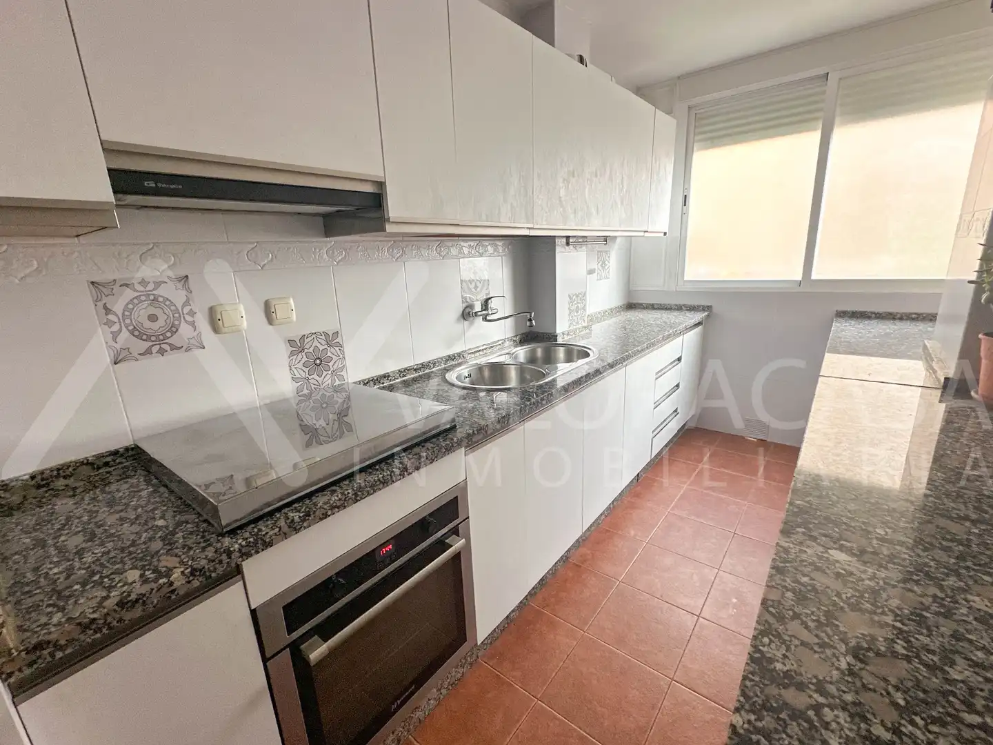 Flat for rent in Parque Ayala - Jardín de la Abadía - Huelín