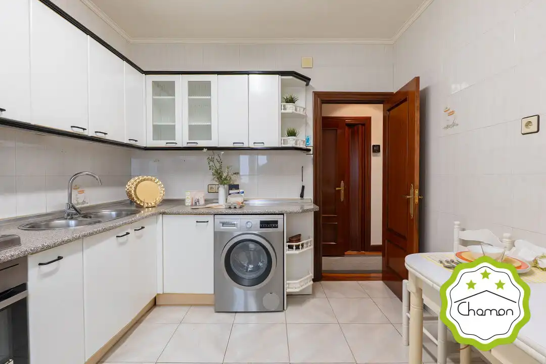 Piso en venta en Bagatza - San Vicente, imagen 2