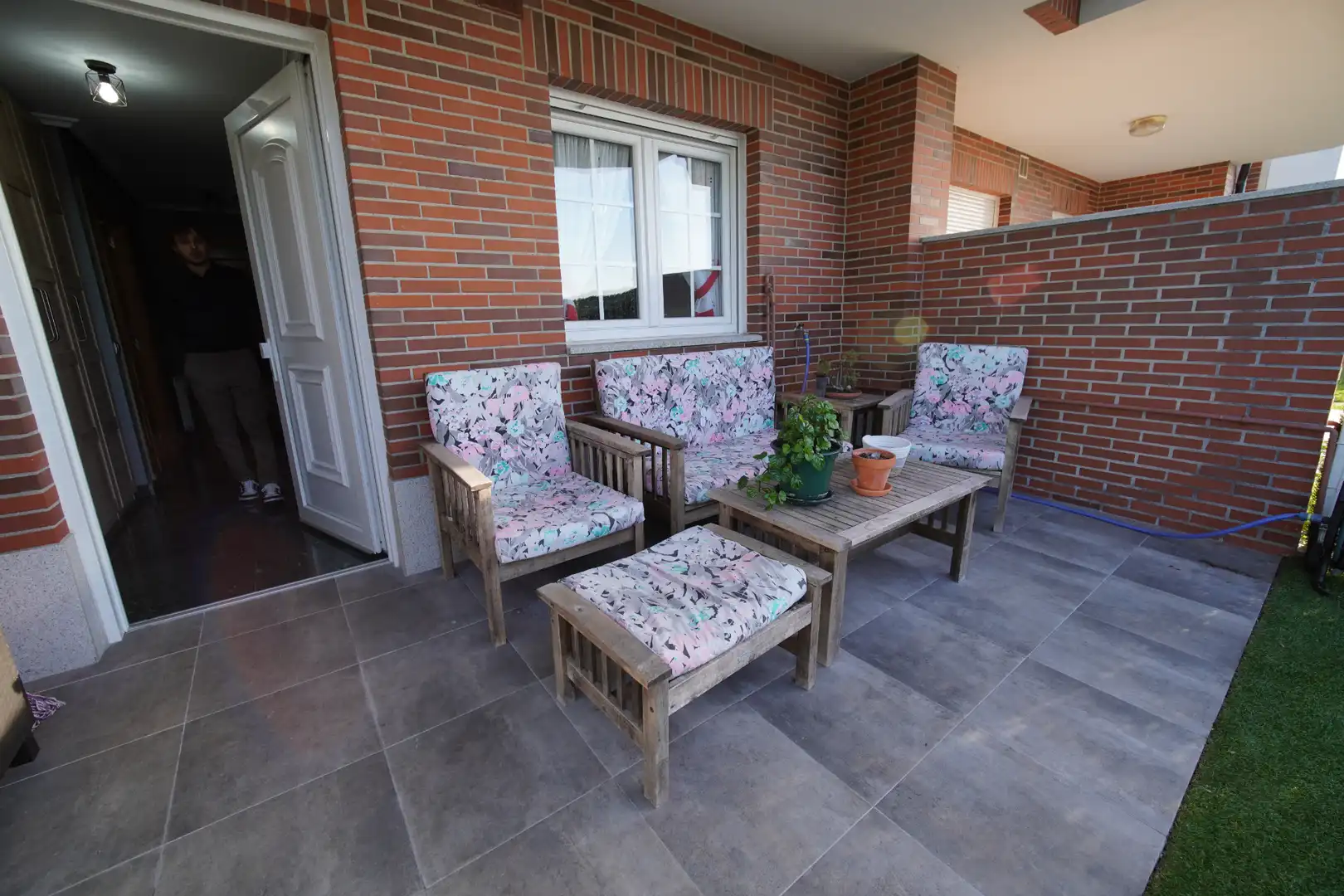 Terrassa de Casa adosada en venda en Corvera de Asturias amb Calefacció, Jardí privat i Parquet