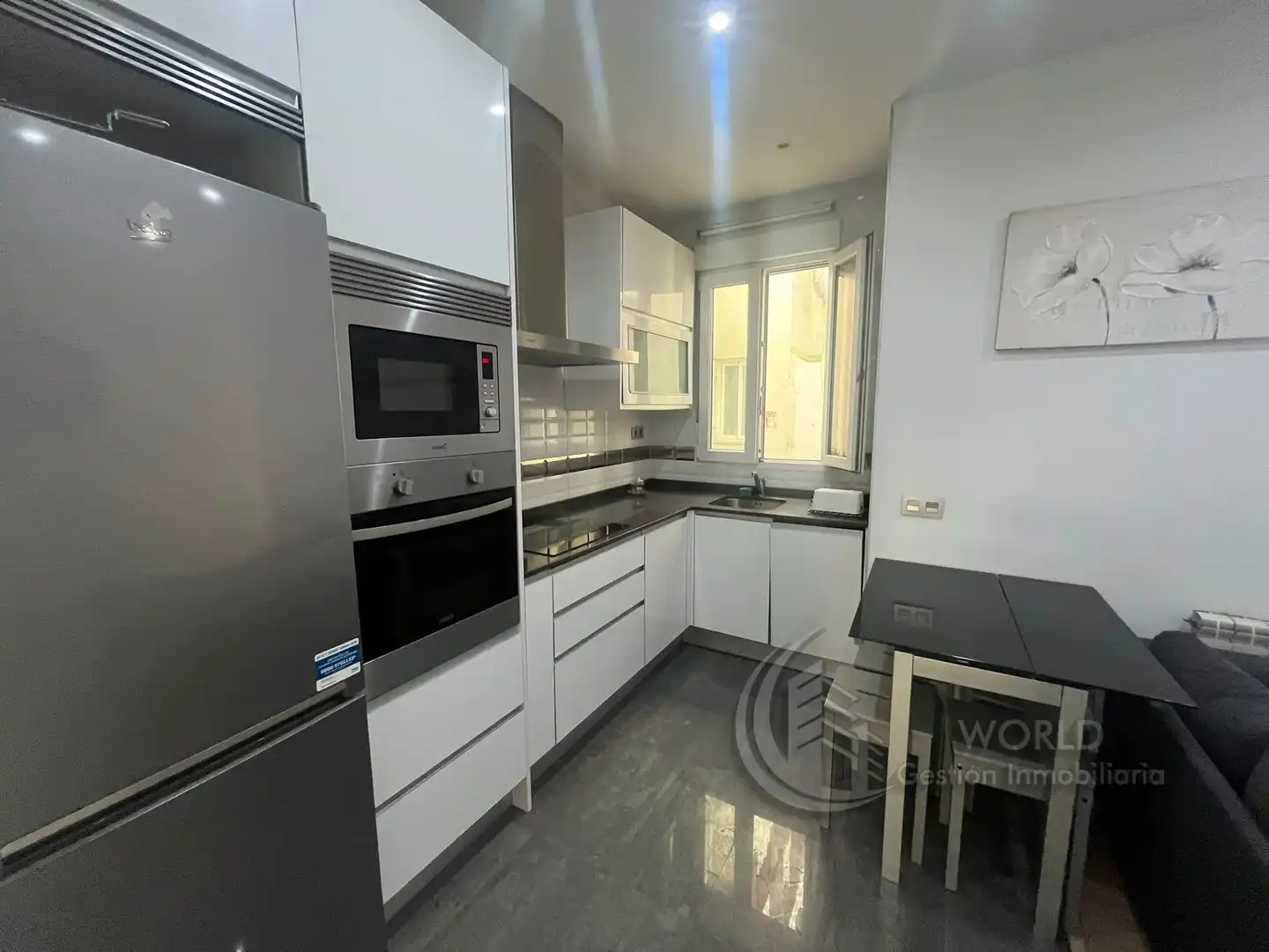 Kitchen of Flat for rent in Madrid  with Air Conditioner, Heating and Furnished