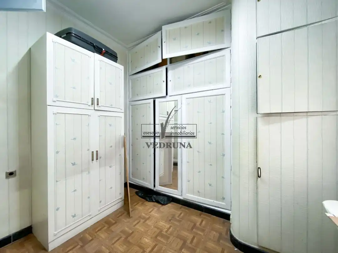 Bedroom of Flat for sale in Zaragoza  with Heating and Balcony