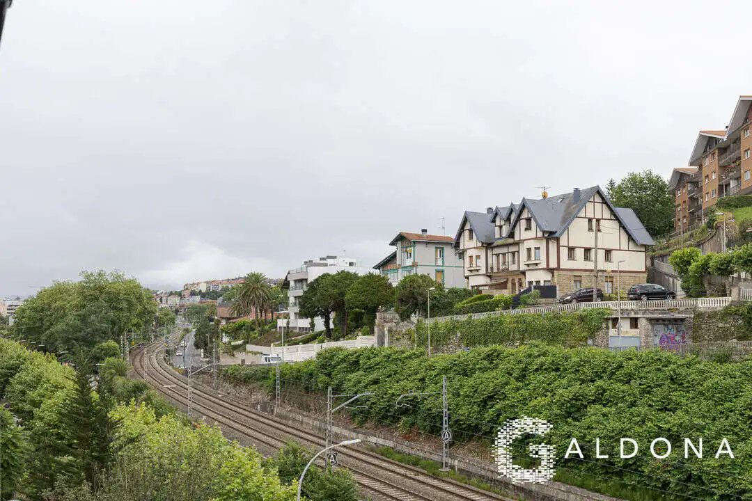 Exterior view of Flat for sale in Donostia - San Sebastián   with Heating