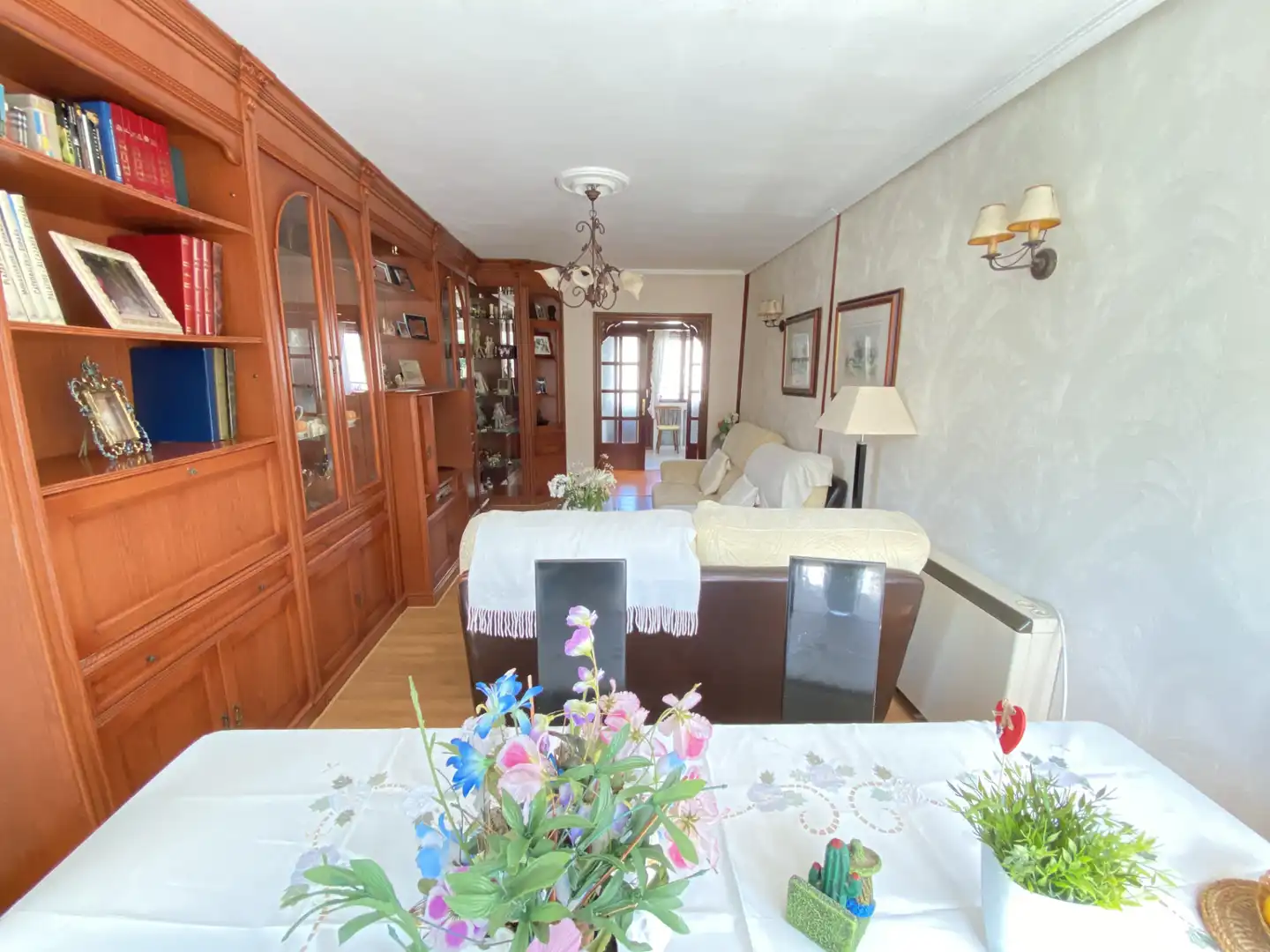 Comedor de Piso en venta en Gernika-Lumo con Calefacción, Terraza y Amueblado