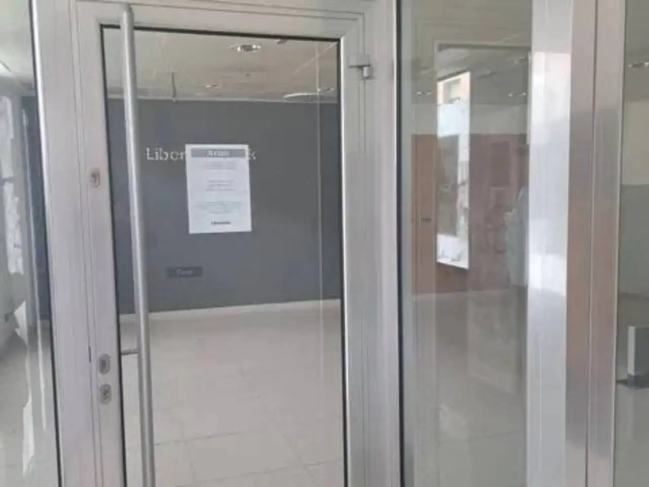 Local comercial en venda a Calle Constitucion, imagen 5
