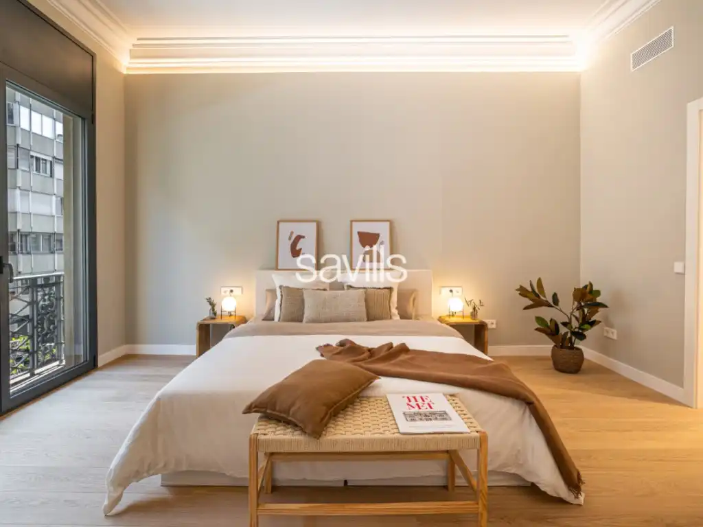 Habitación de Apartamento en venta en Barcelona con Aire acondicionado, Horno y Lavadora