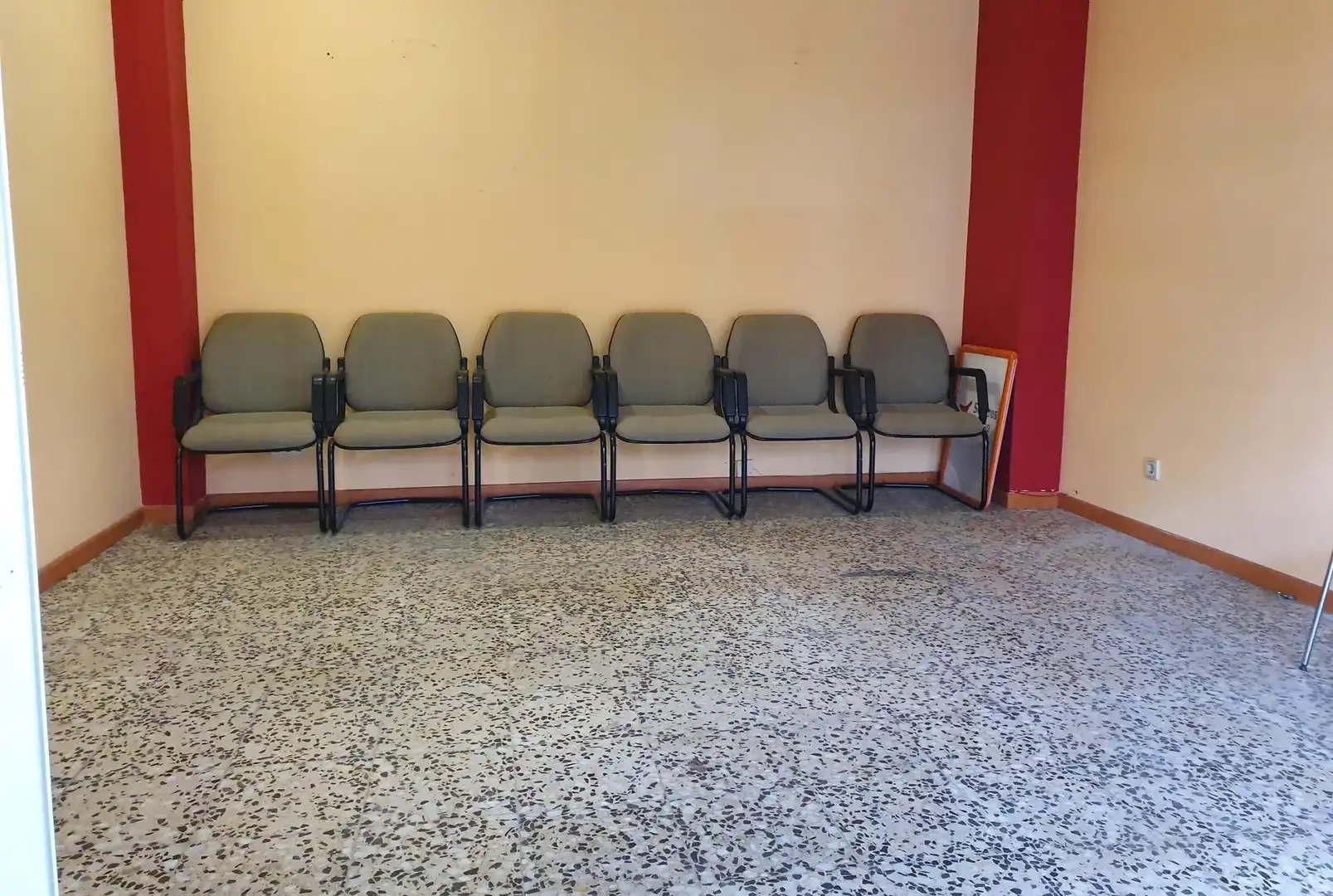Gewerbefläche zum Verkauf in Carrer de Lusitània, imagen 9