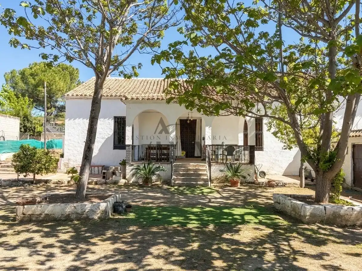 Vista exterior de Casa o chalet en venta en Lucena