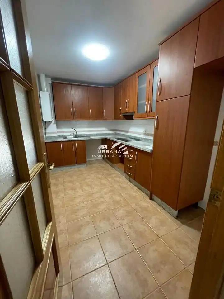 Kitchen of Flat for sale in Lucena  with Air Conditioner