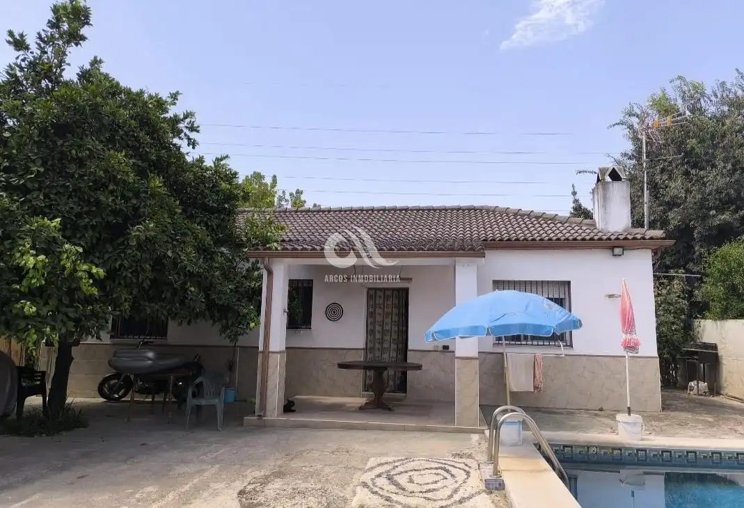 Villa con piscina in vendita a Periurbano Este - Campiña, imagen 3