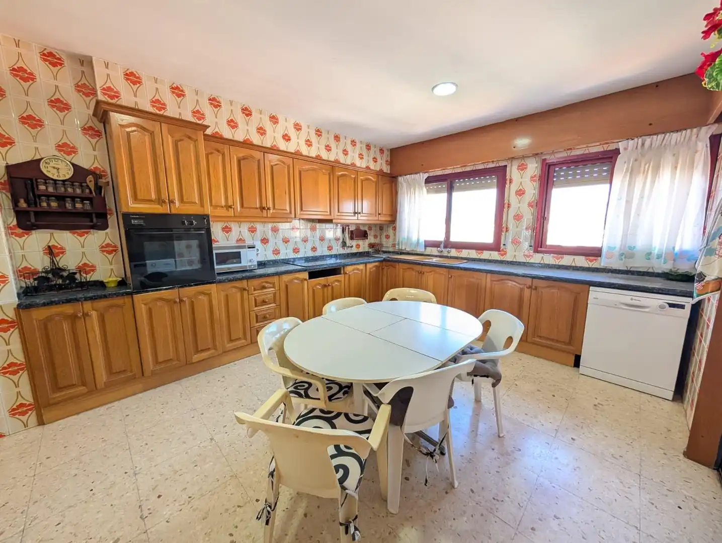Cuina de Apartament en venda en Gandia amb Terrassa, Balcó i Piscina comunitària