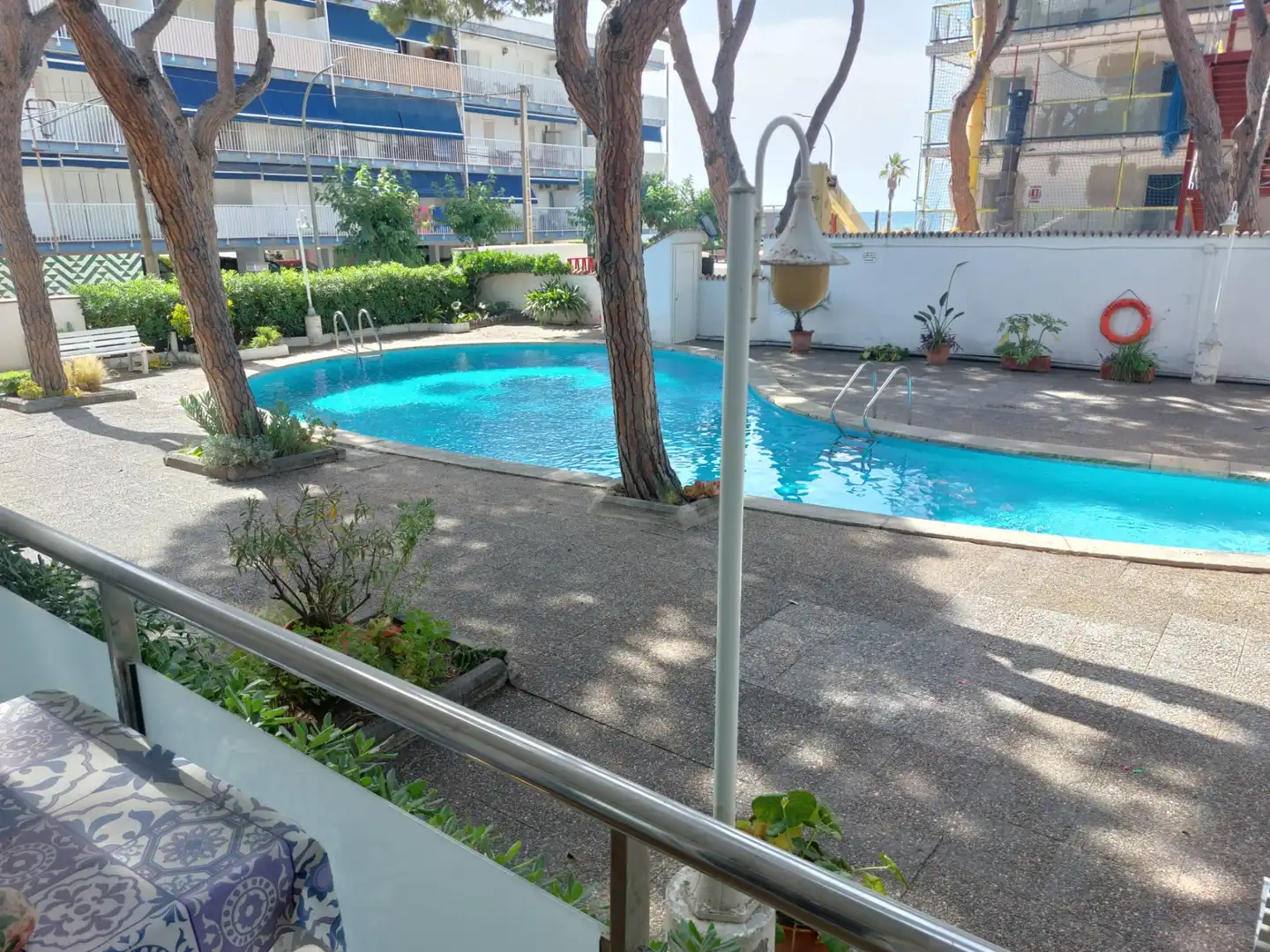 Piscina de Apartament en venda en Castelldefels amb Terrassa i Piscina comunitària