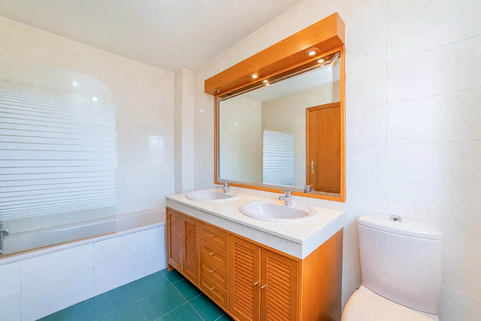 Baño de Casa o chalet en venta en Mejorada del Campo con Aire acondicionado, Calefacción y Terraza