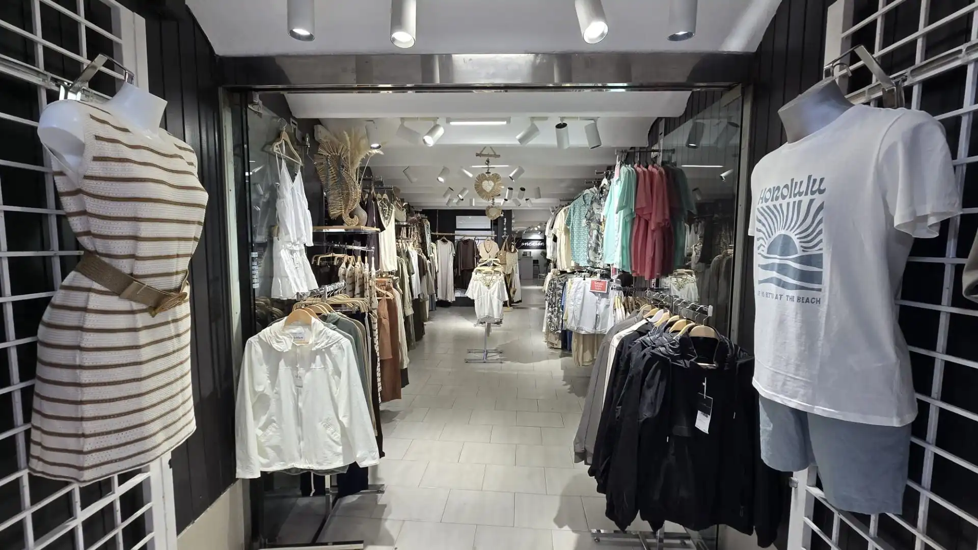 Local comercial en venda a joan badosa, imagen 3