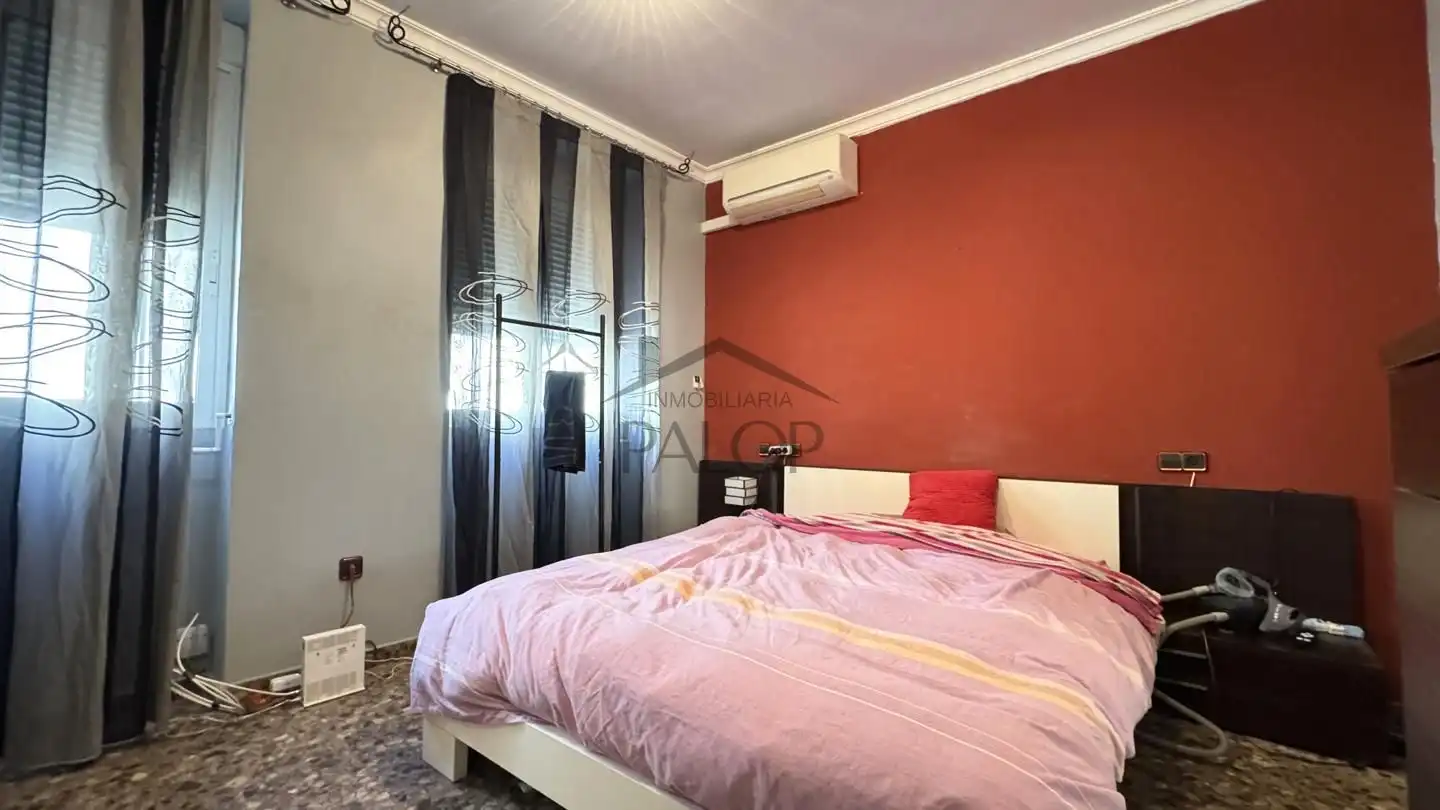 Dormitori de Casa o xalet en venda en Carcaixent amb Aire condicionat, Terrassa i Traster