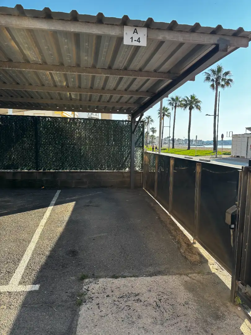 Parkplatz von Wohnungen zur Miete in Calonge i Sant Antoni mit Klimaanlage, Parkett und Terrasse