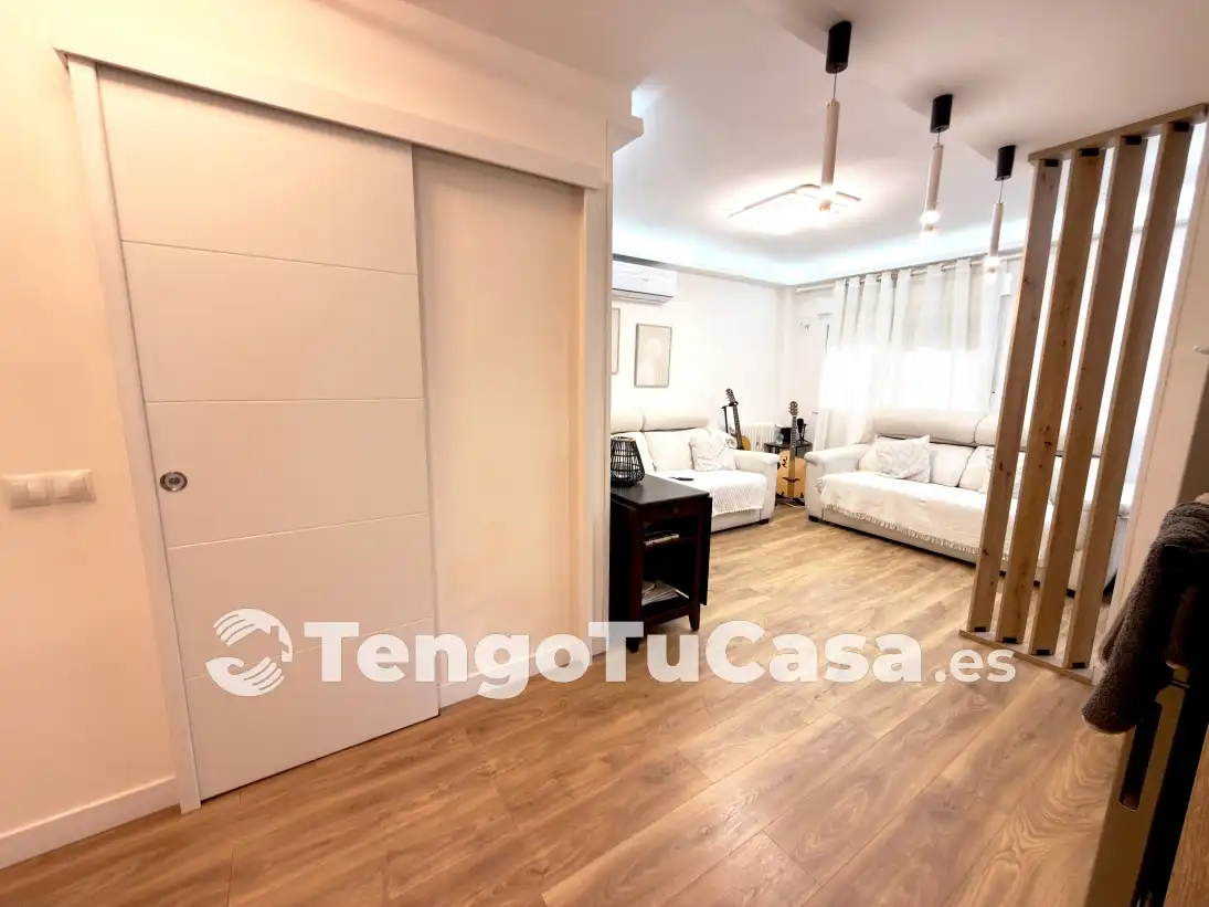 Wohnung zum Verkauf in Madrid mit Klimaanlage, Heizung und Möbliert