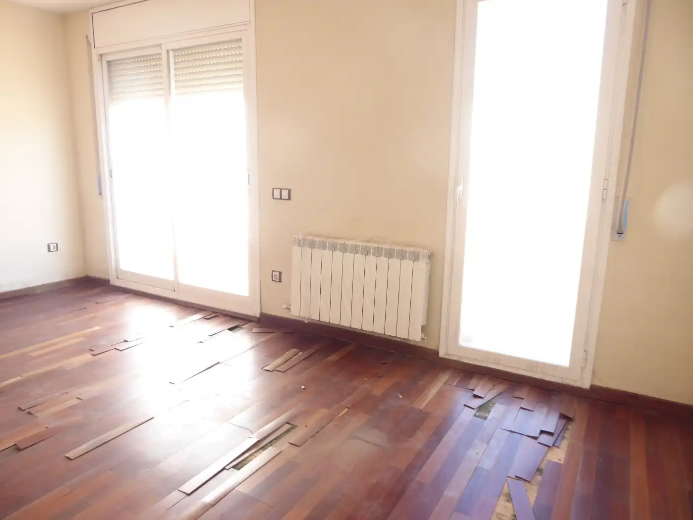 Habitación de Edificio en venta en Golmés