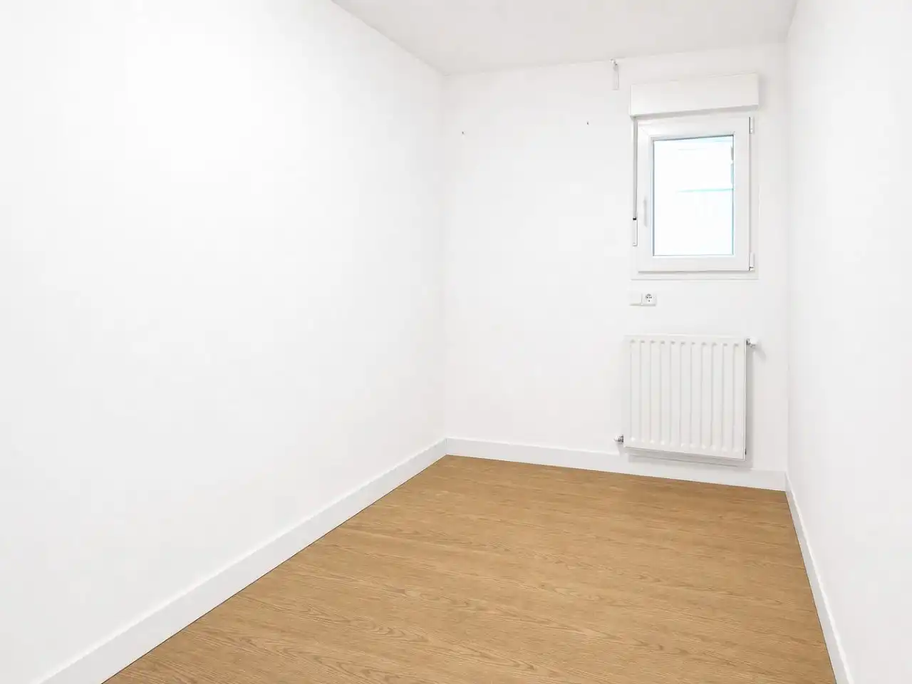 Wohnung zur Miete in  Madrid Capital mit Klimaanlage und Terrasse
