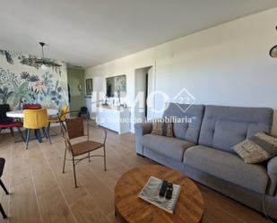 Living room of Flat for sale in Cambrils  with Air Conditioner, Heating and Terrace