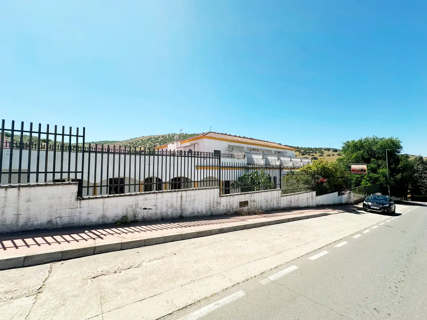 Vista exterior de Edificio en venta en Villanueva de Algaidas