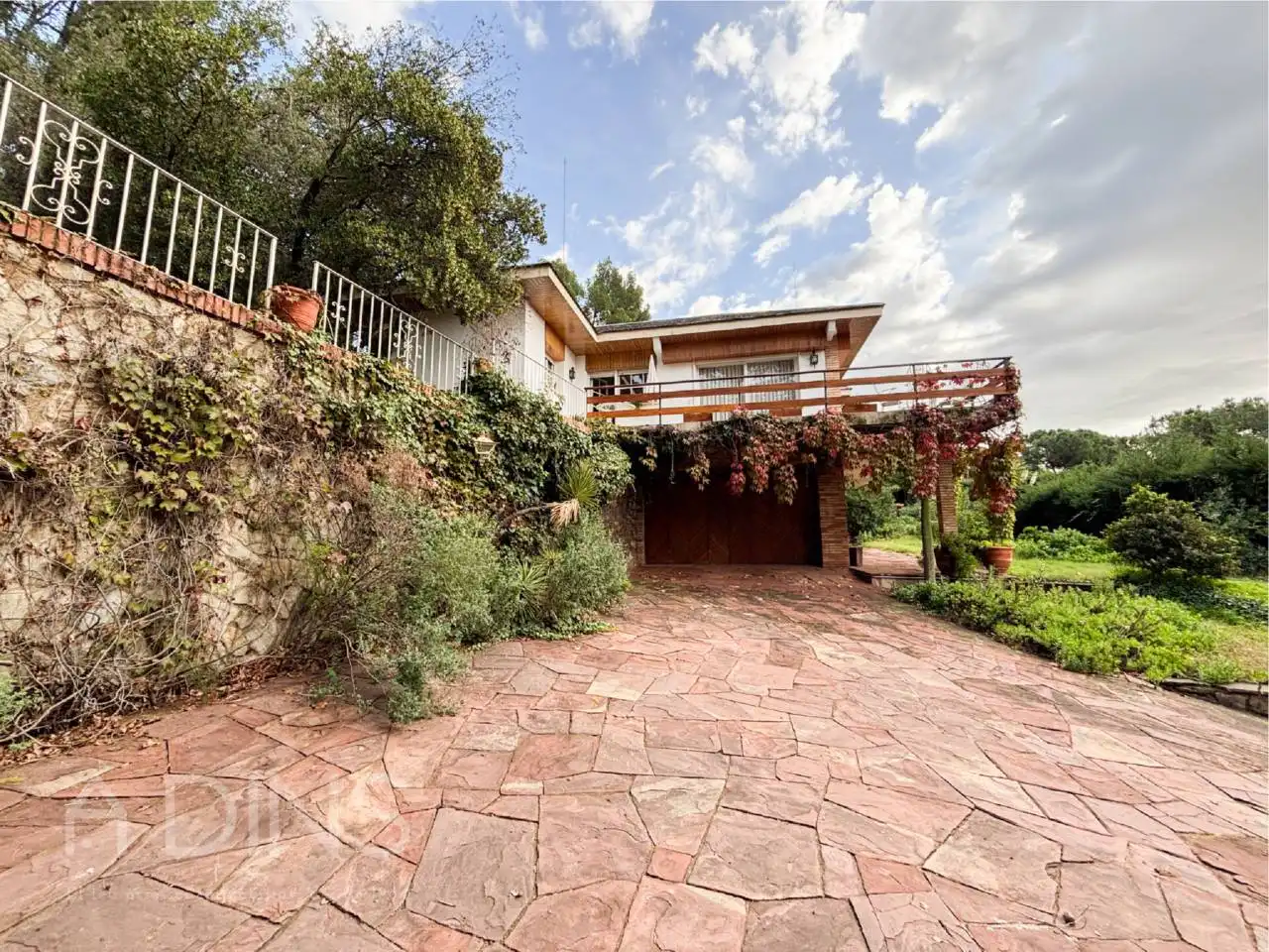 Vista exterior de Casa o chalet en venta en Sant Feliu de Codines con Calefacción y Jardín privado