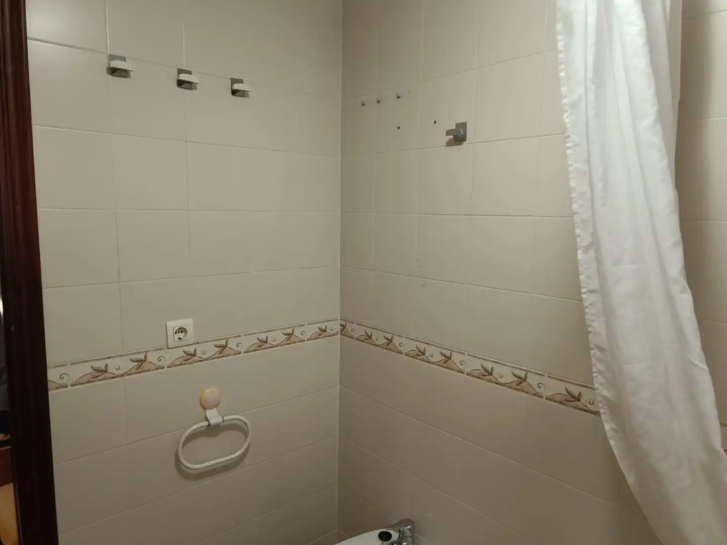 Baño de Piso en venta en Motril con Amueblado