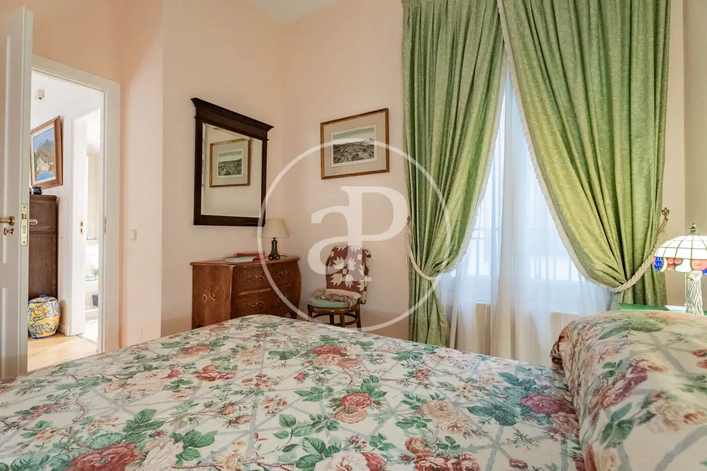Habitación de Piso en venta en Madrid con Aire acondicionado, Calefacción y Balcón