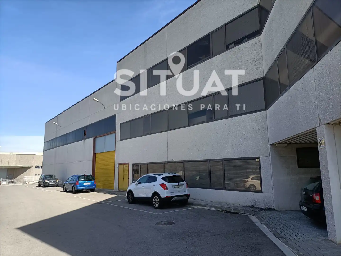 Vista exterior de Nave industrial de alquiler en Barberà del Vallès con Calefacción y Alarma
