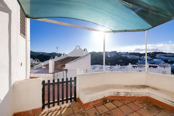 Vista exterior de Dúplex en venda en Marbella amb Terrassa i Traster