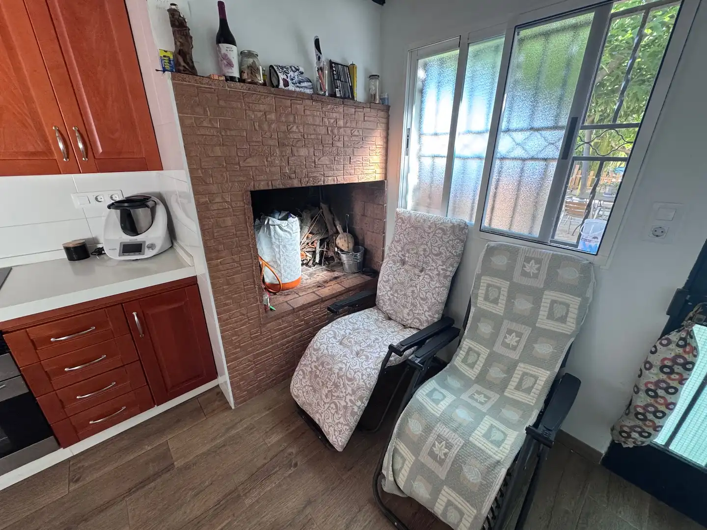 Sala de estar de Finca rústica en venta en Villena con Aire acondicionado, Calefacción y Jardín privado